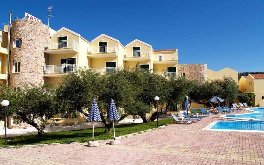 Lassi Hotel Exterior photo